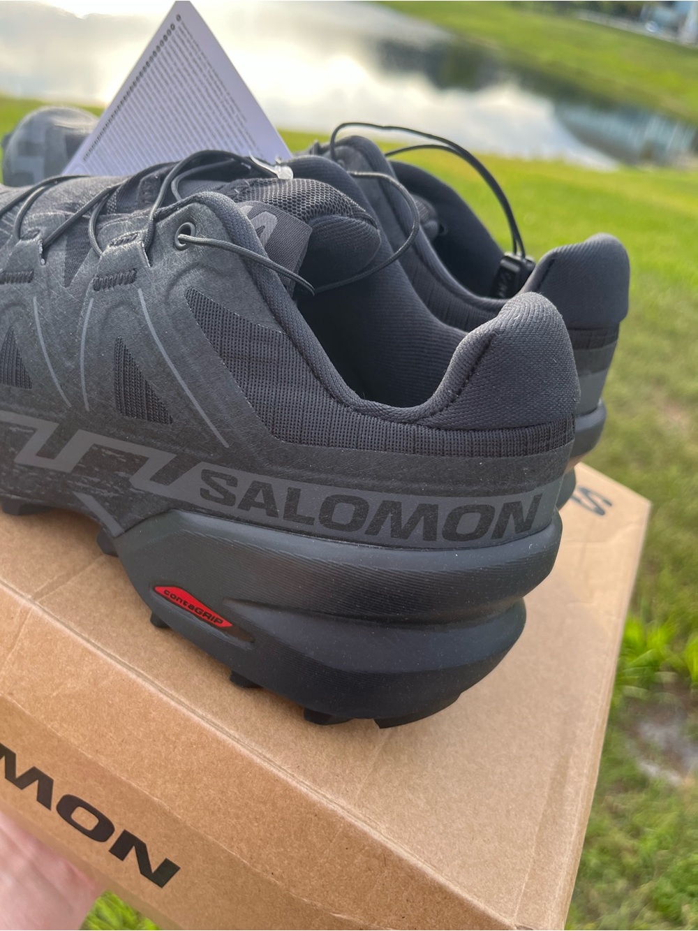 NWT Salomon Womans Black Soeedcross 6 Trail Running Shoes Size 7.5 - Picture 7 of 11